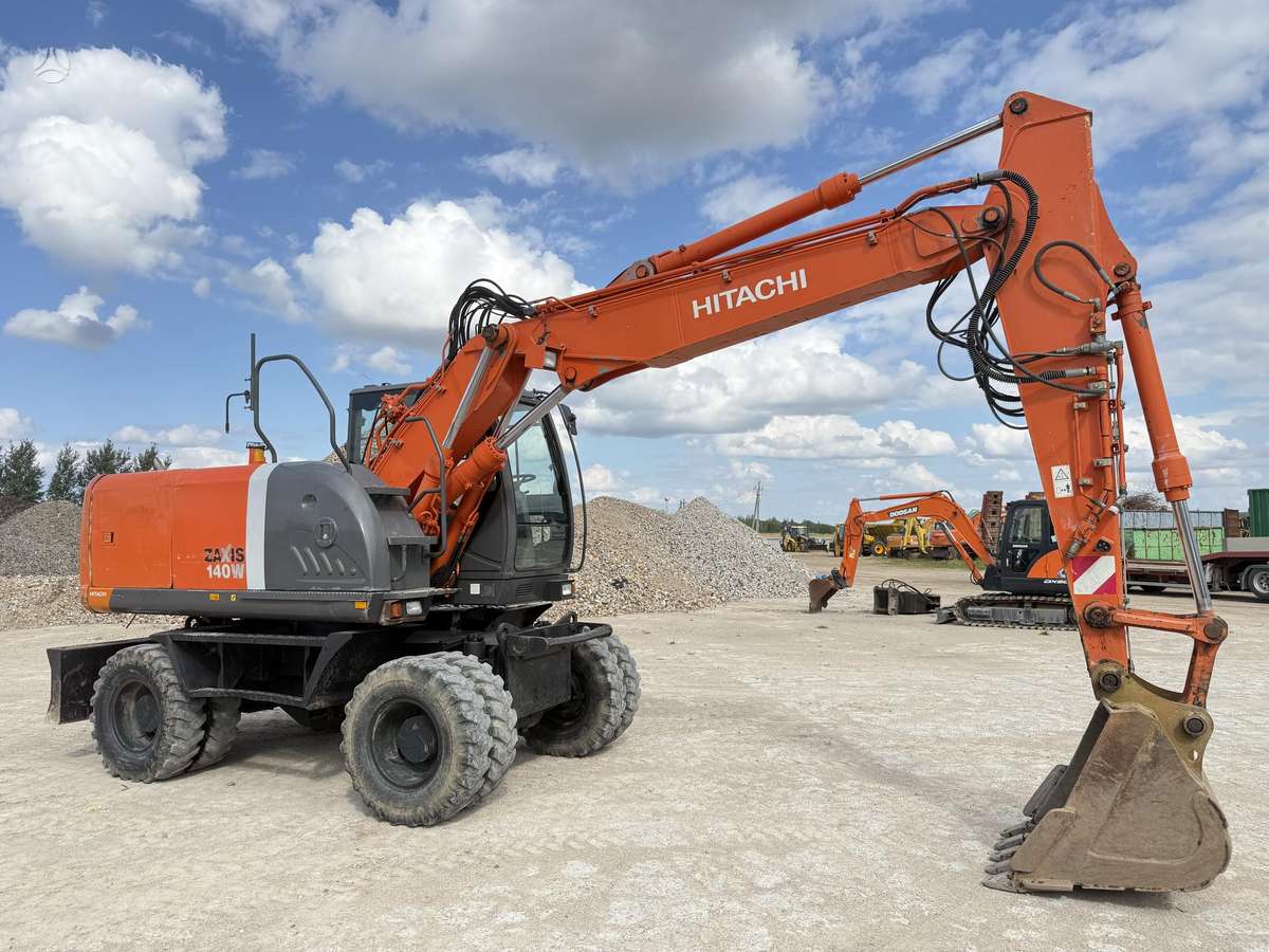 Hitachi ZX 140 W, excavator