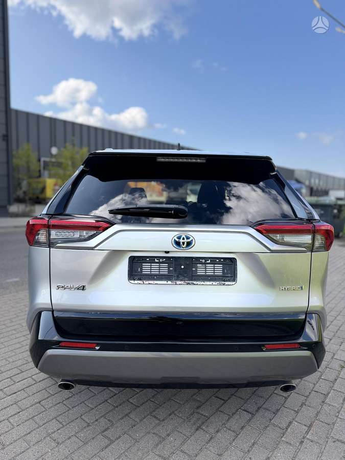 Toyota RAV4 - 4