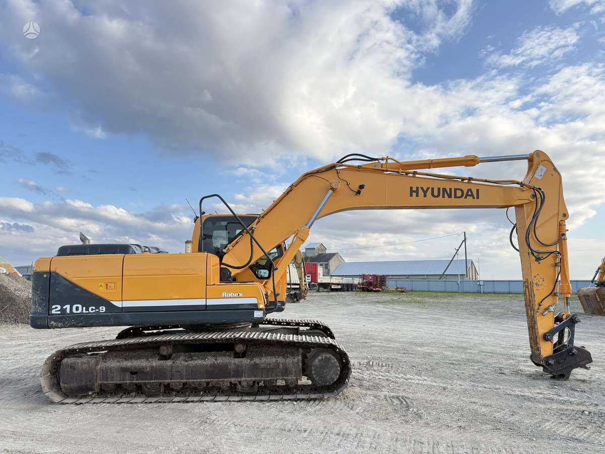 Hyundai Robex 210 LC-9, excavator