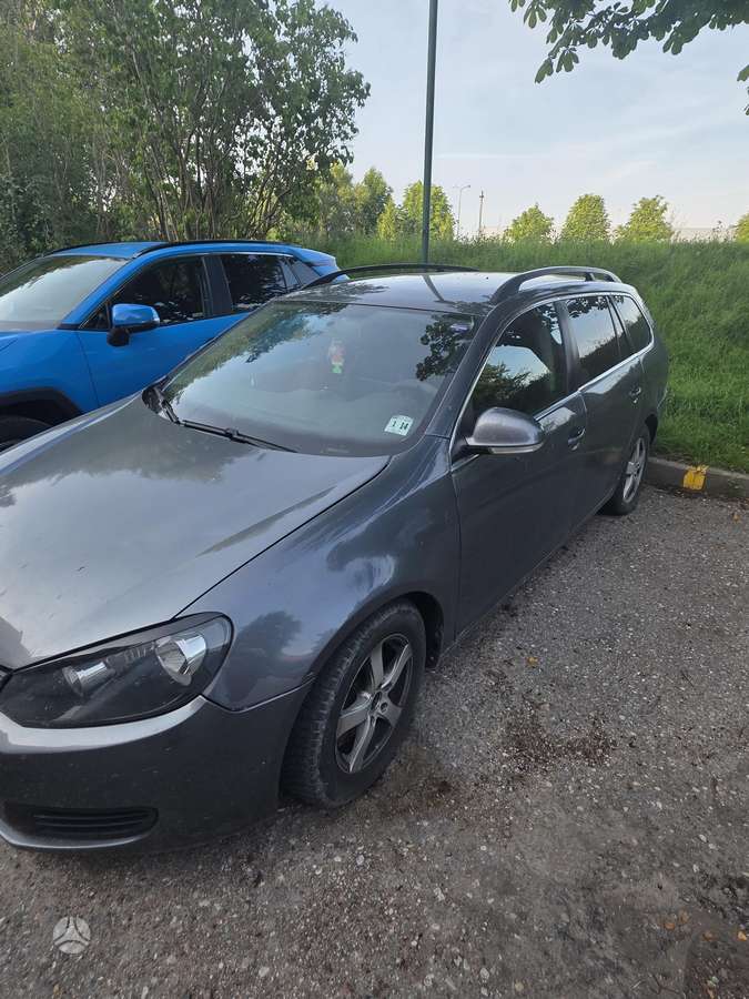 Volkswagen Jetta - 7