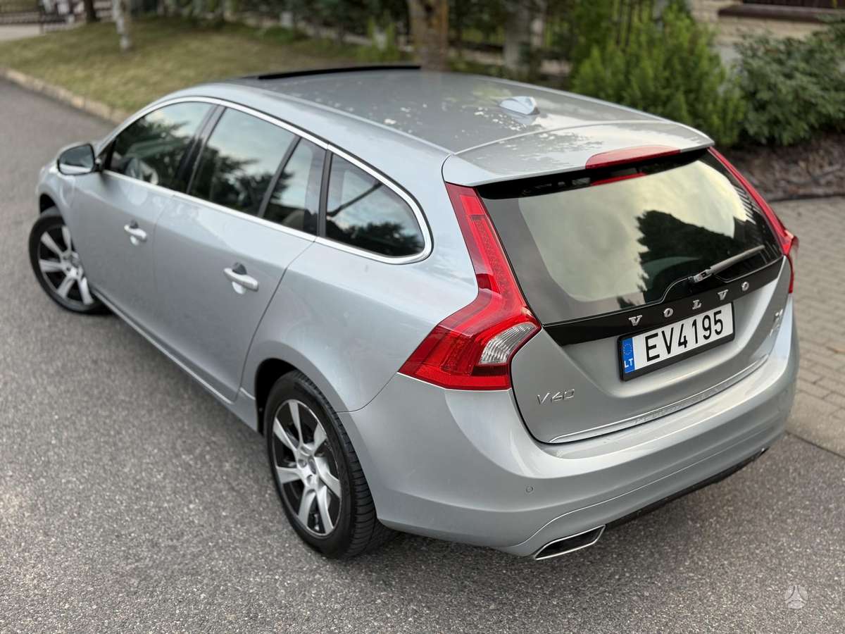 Volvo V60, 2.4 l., Универсал