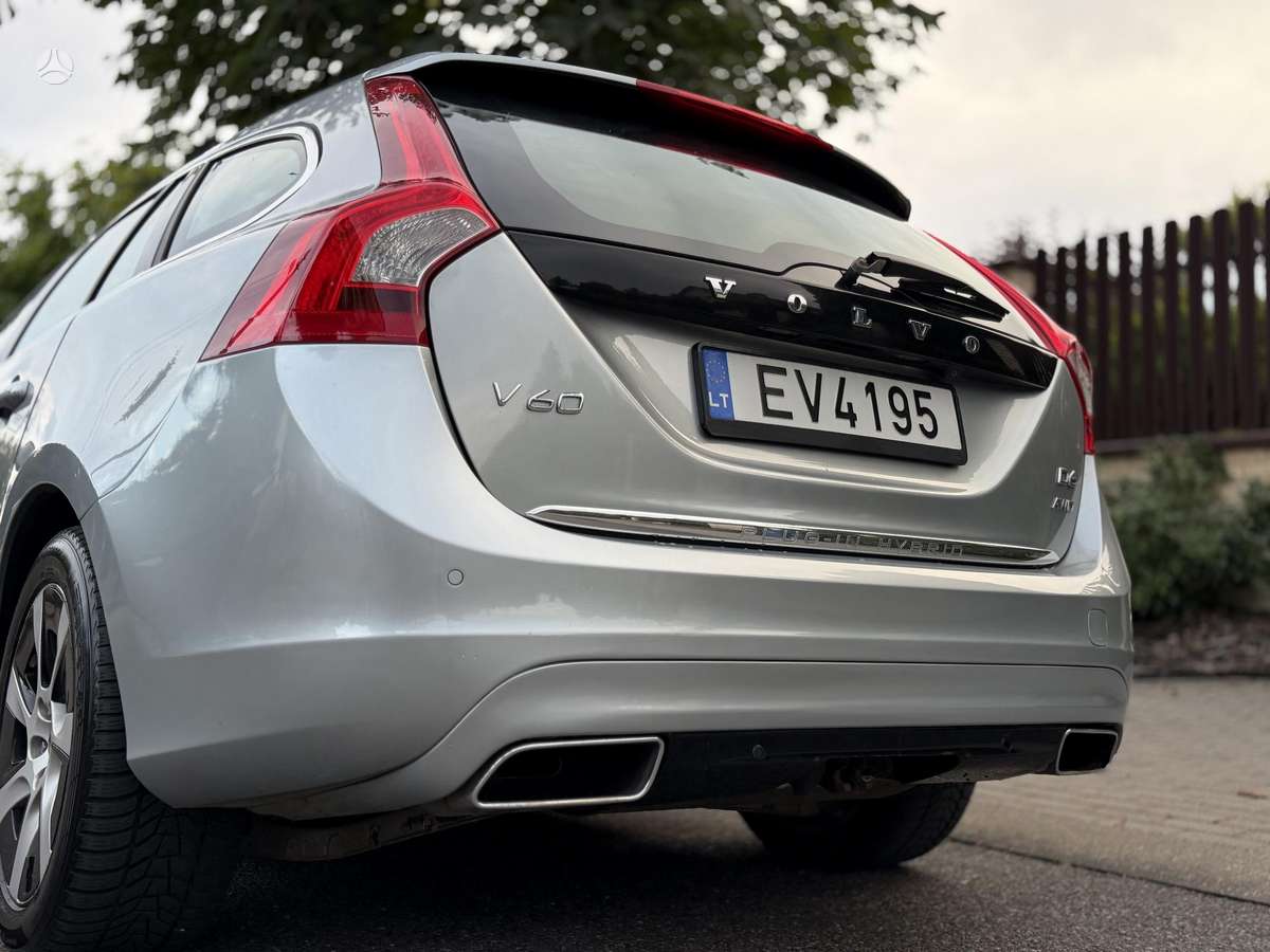 Volvo V60, 2.4 l., Универсал