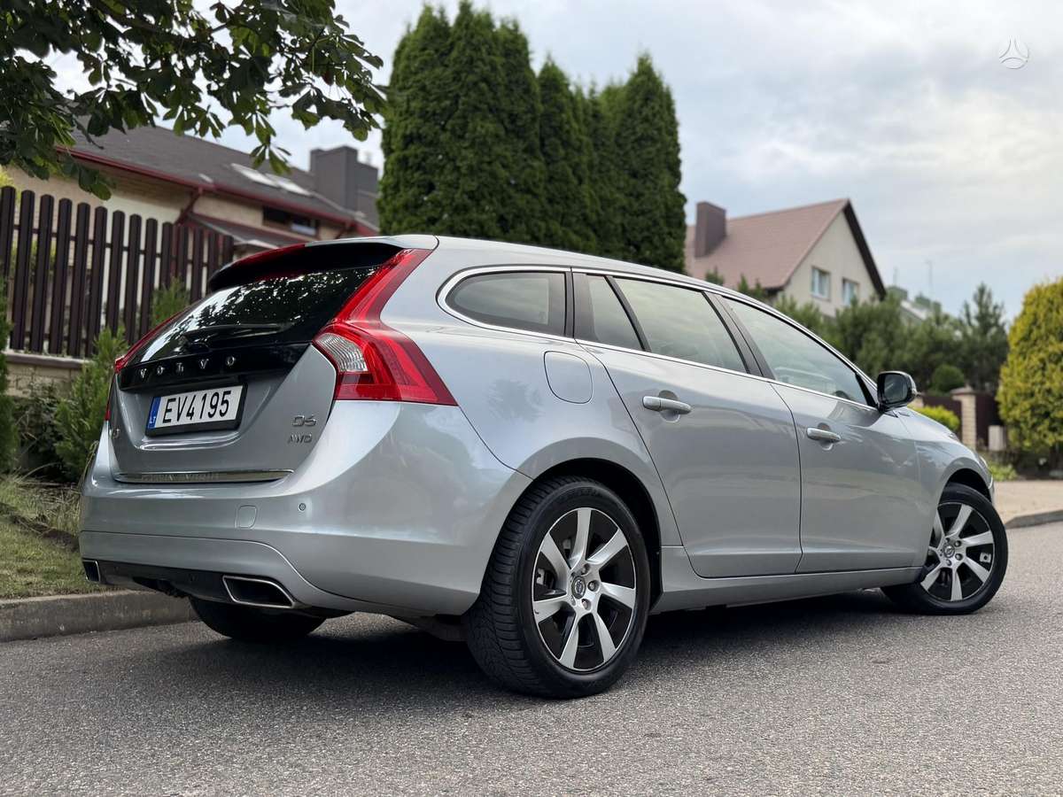 Volvo V60, 2.4 l., Универсал