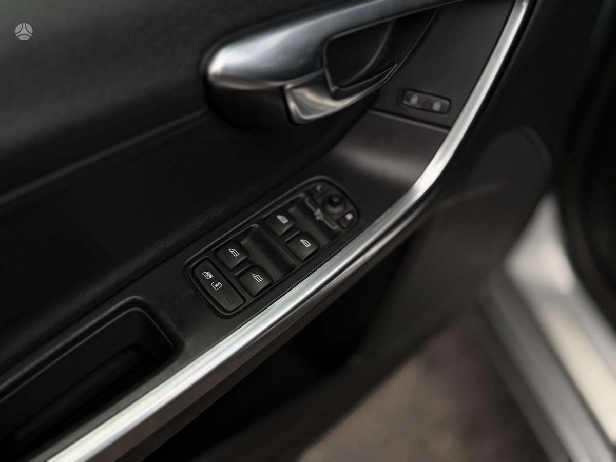 Volvo V60, 2.4 l., Универсал