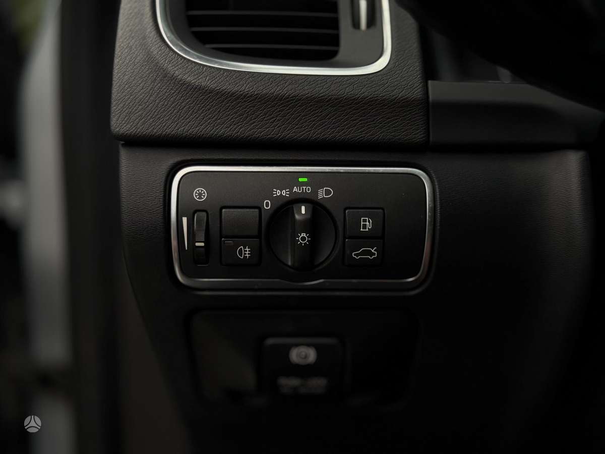 Volvo V60, 2.4 l., Универсал