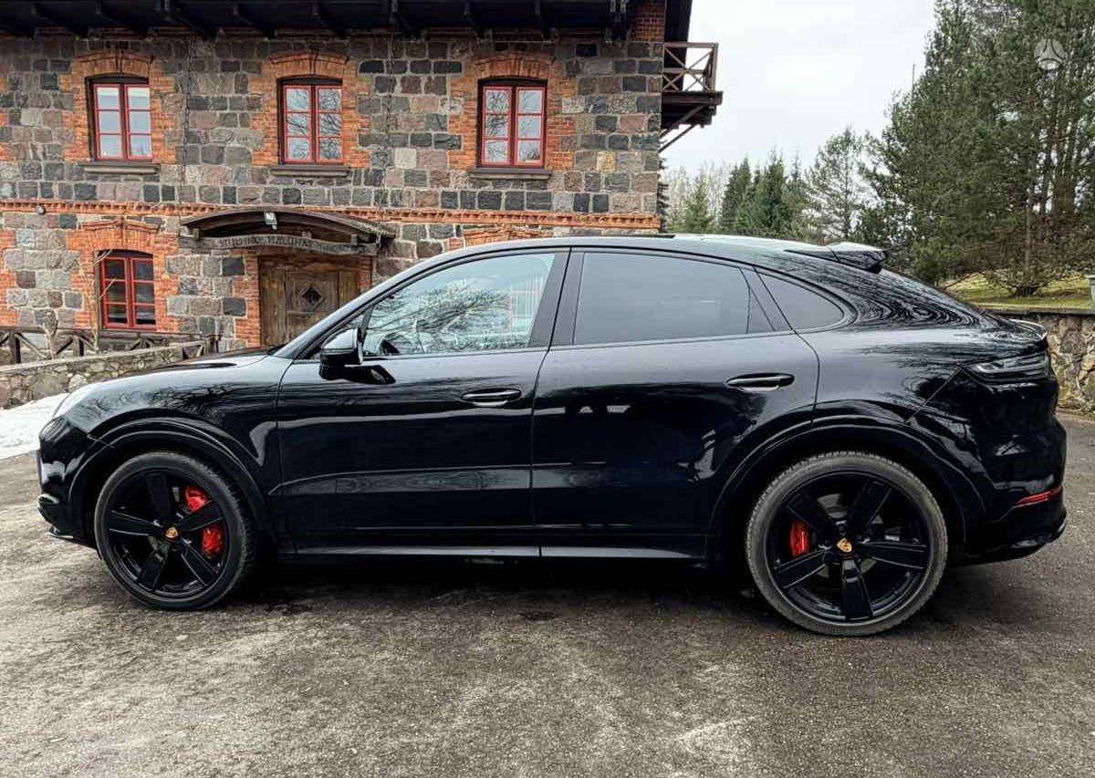 Porsche Cayenne Coupe - 2