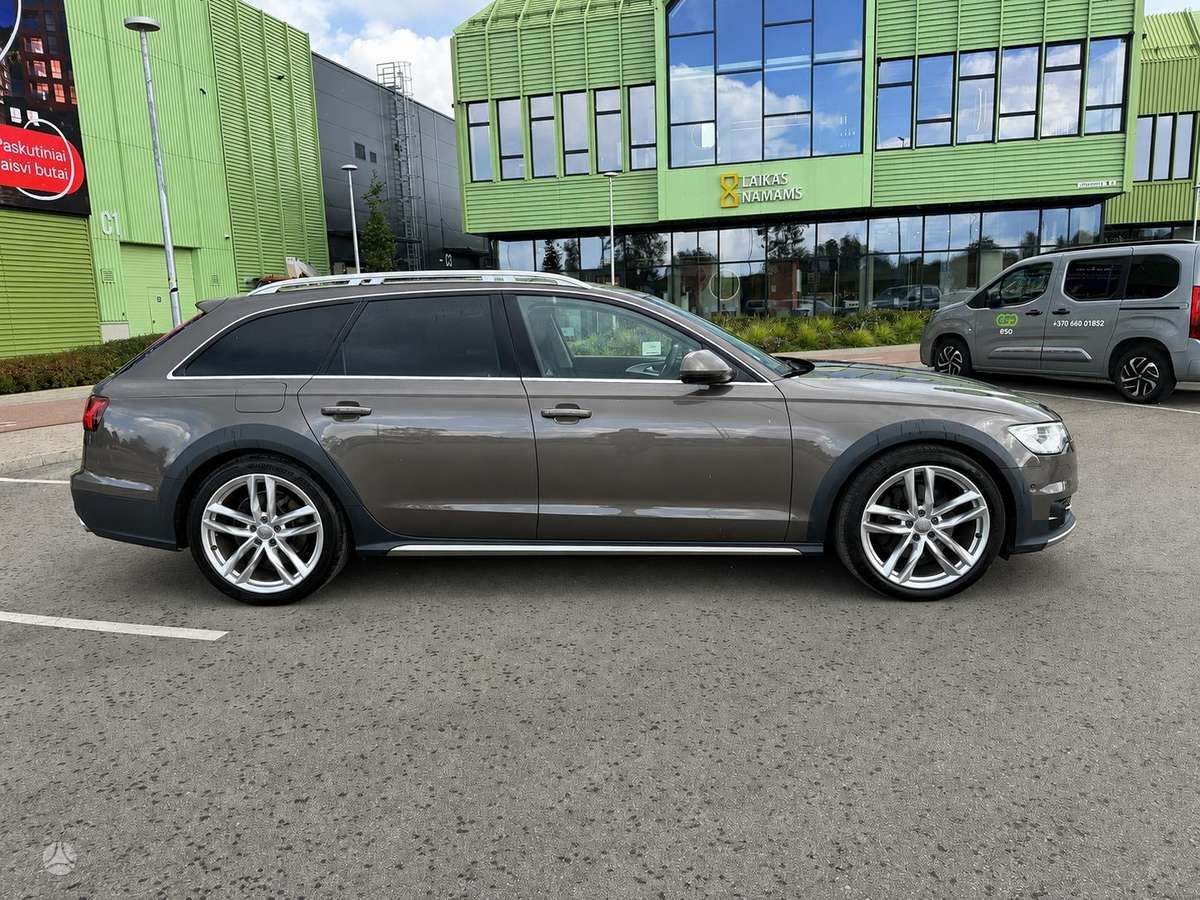 Audi A6 allroad, 3.0 l., Универсал