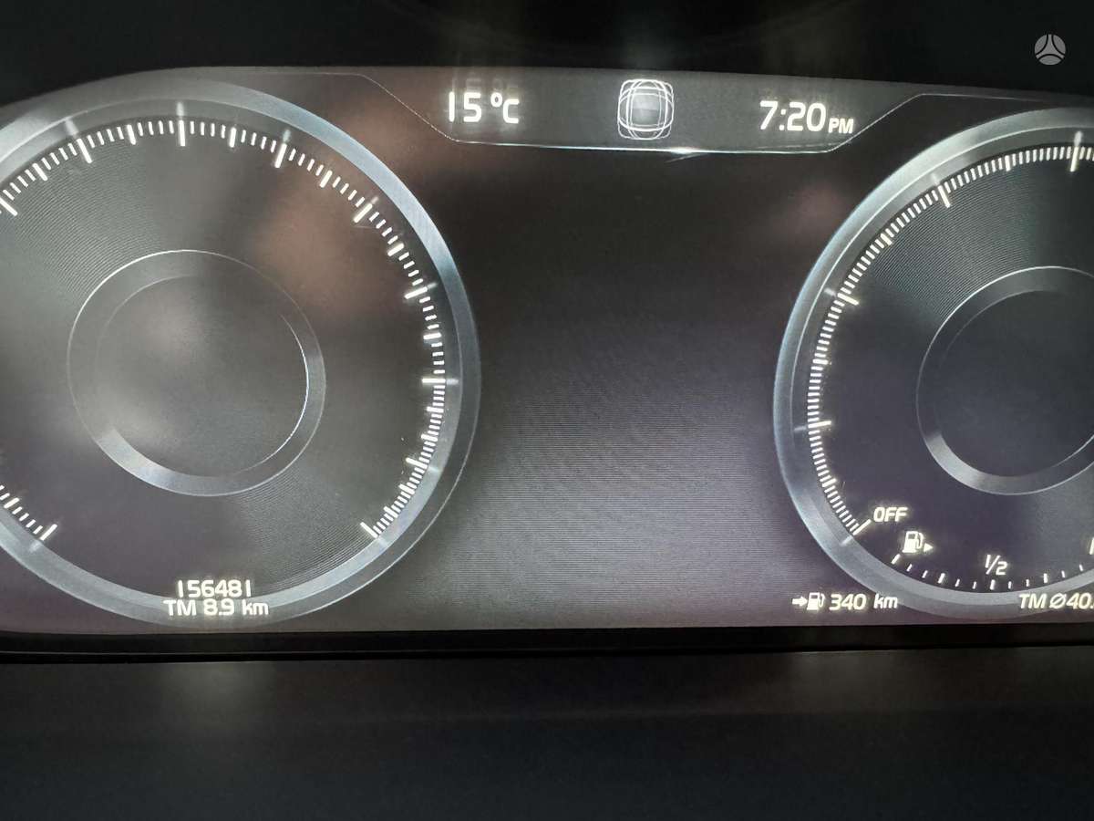 Volvo XC90, 2.0 l., off-road / crossover