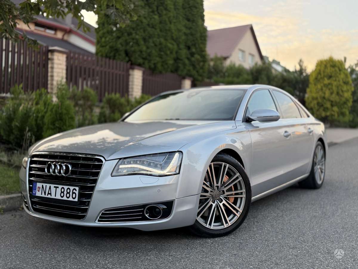Audi A8, 4.1 l., Седан