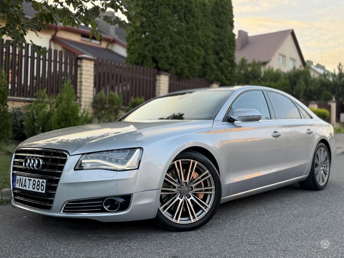 Audi A8, 4.1 l., Седан