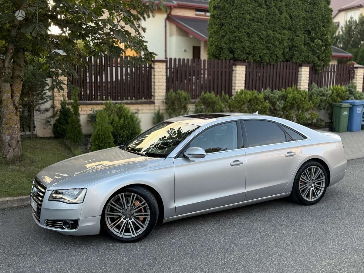 Audi A8, 4.1 l., Седан
