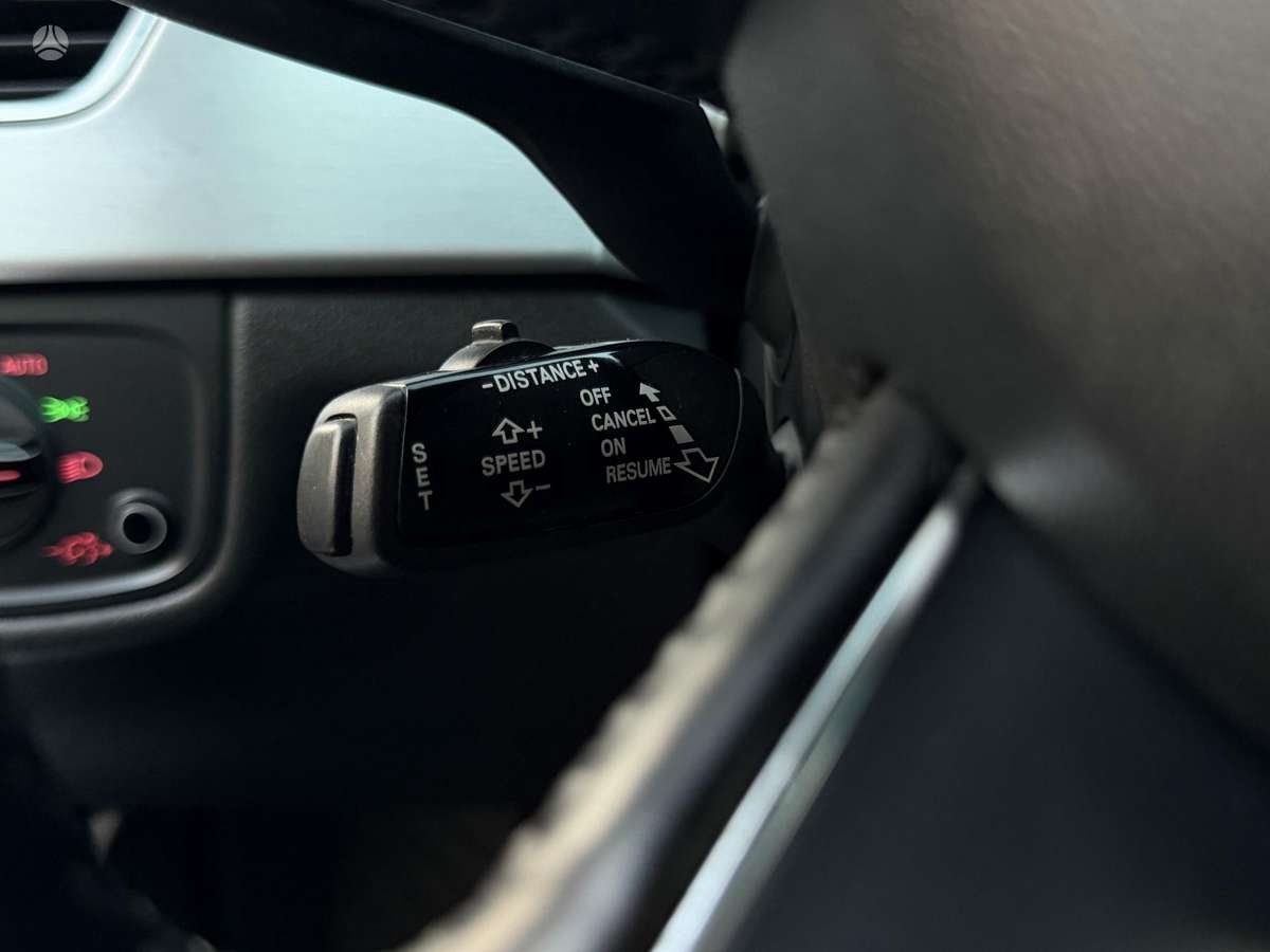 Audi A8, 4.1 l., Седан