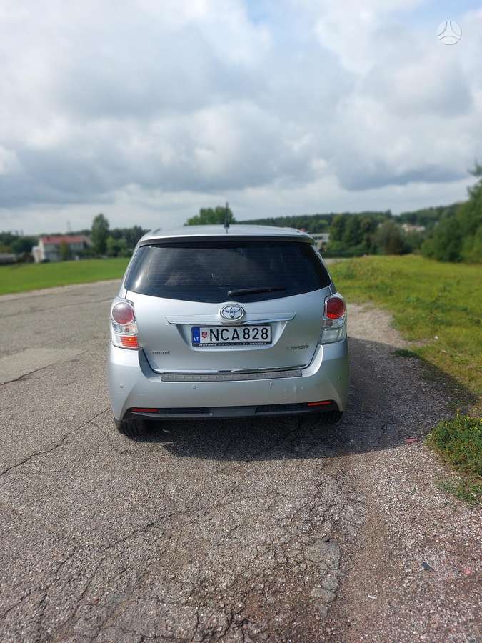 Toyota Verso - 10