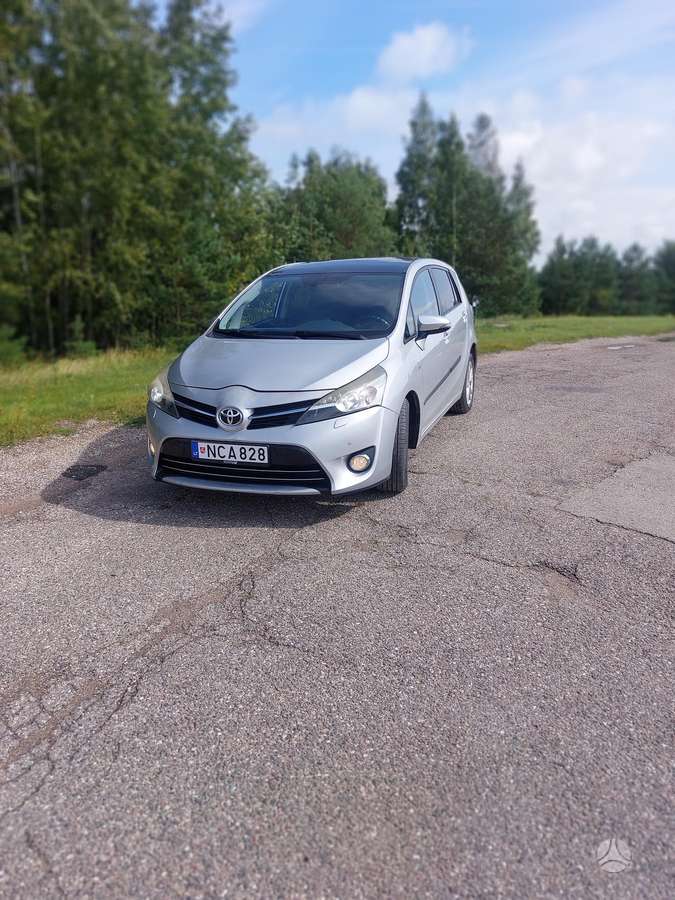 Toyota Verso - 6