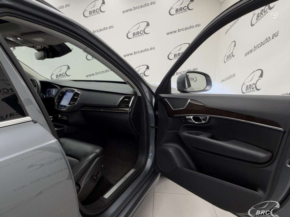 Volvo XC90 - 9