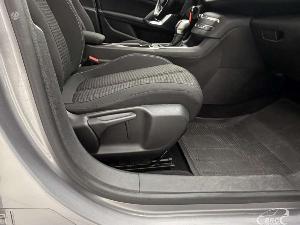 Peugeot 308, 1.6 l., Универсал