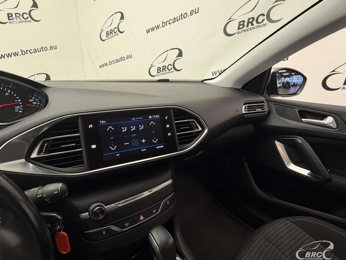 Peugeot 308, 1.6 l., Универсал