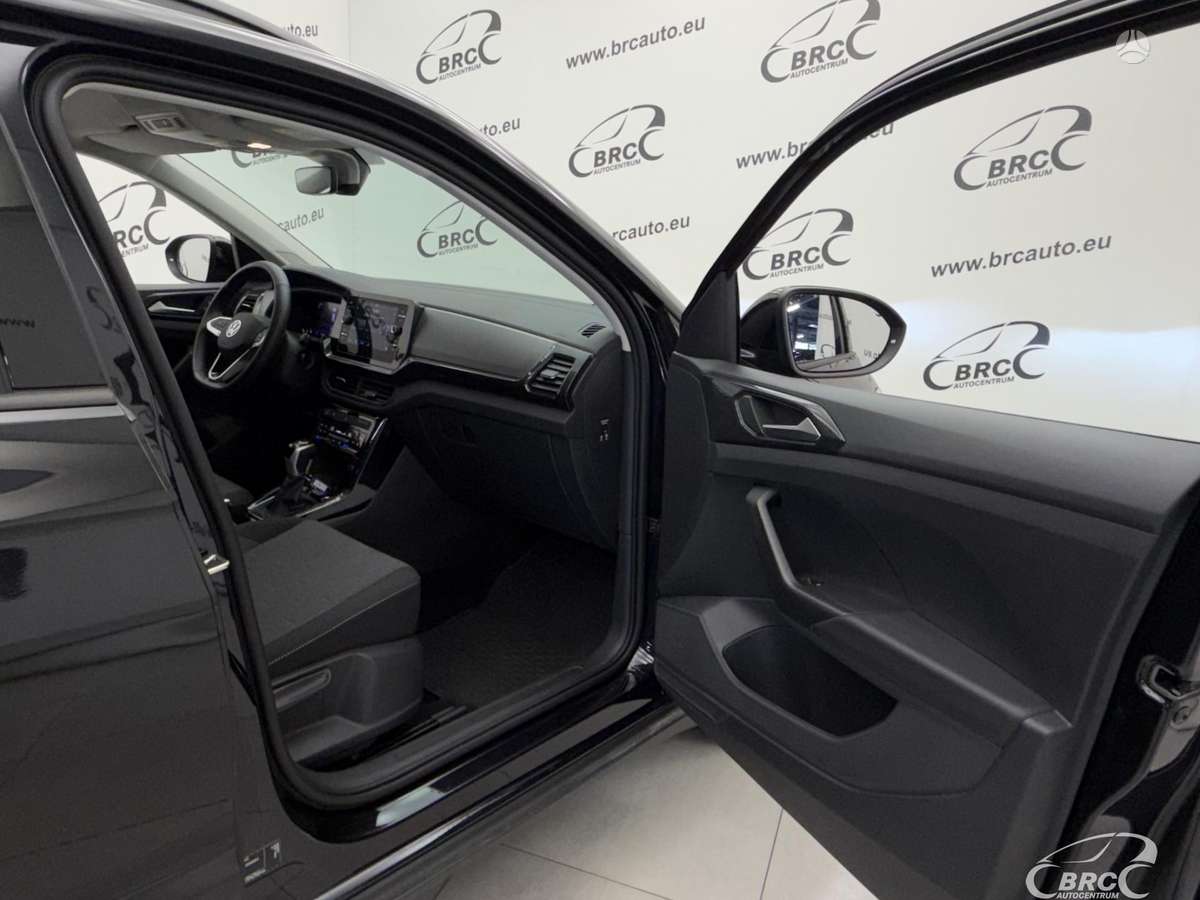Volkswagen T-Cross - 10