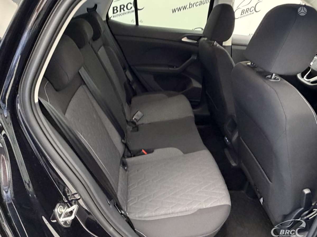 Volkswagen T-Cross - 12