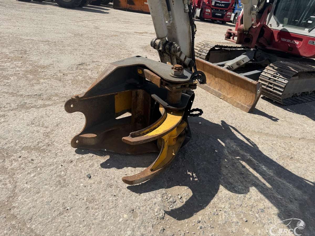 Takeuchi TB260 TMK300, excavator