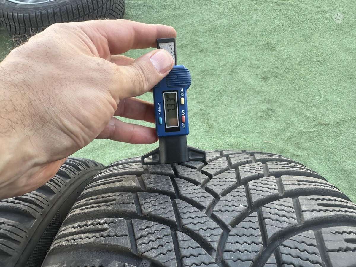 Lassa 7mm, 2020m, всесезонные 225/40 R18