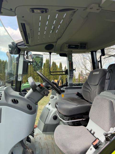 Claas Arion 440, traktoriai