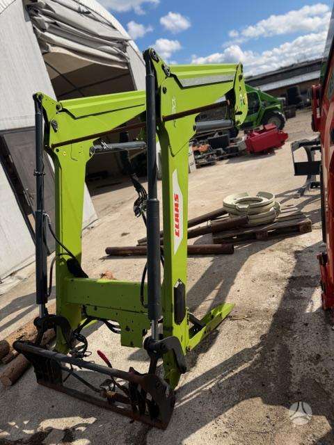 Claas Arion 440, tractors