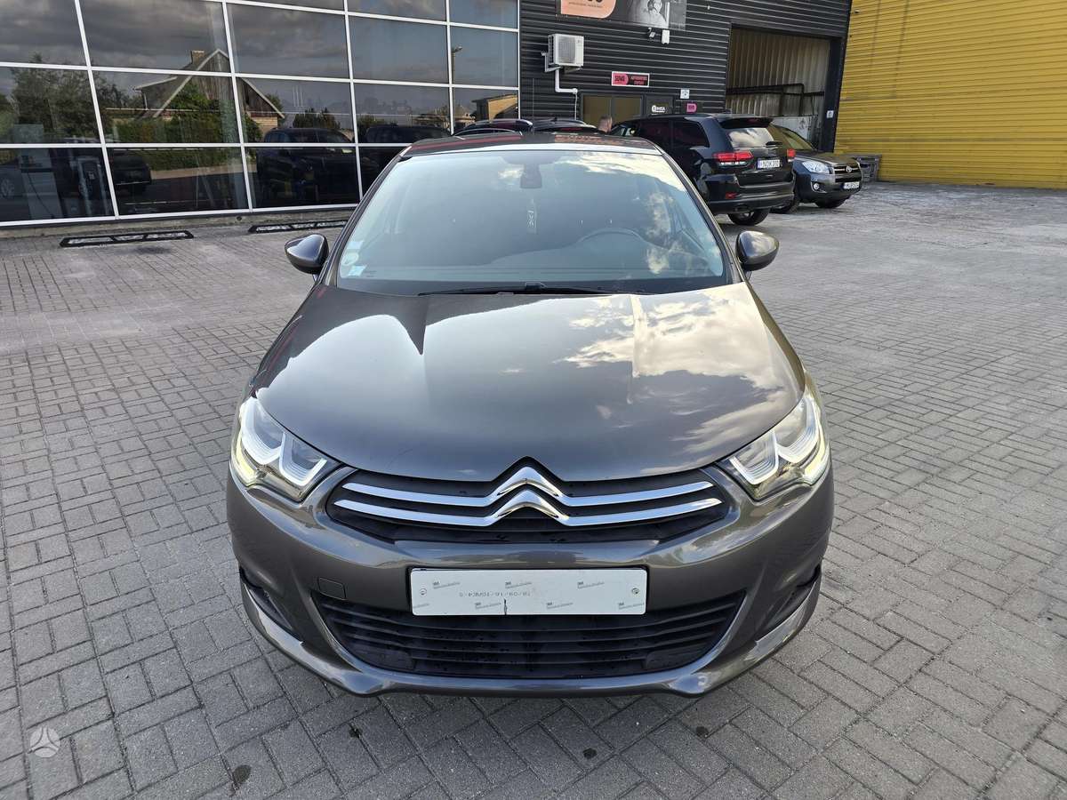 Citroen C4, 1.6 l., hatchback