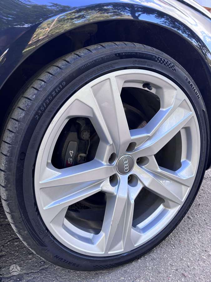 Audi S4, 3.0 l., Седан