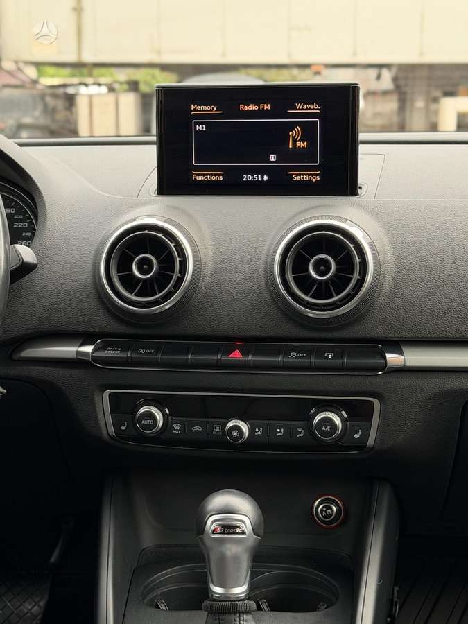 Audi A3, 2.0 l., Седан