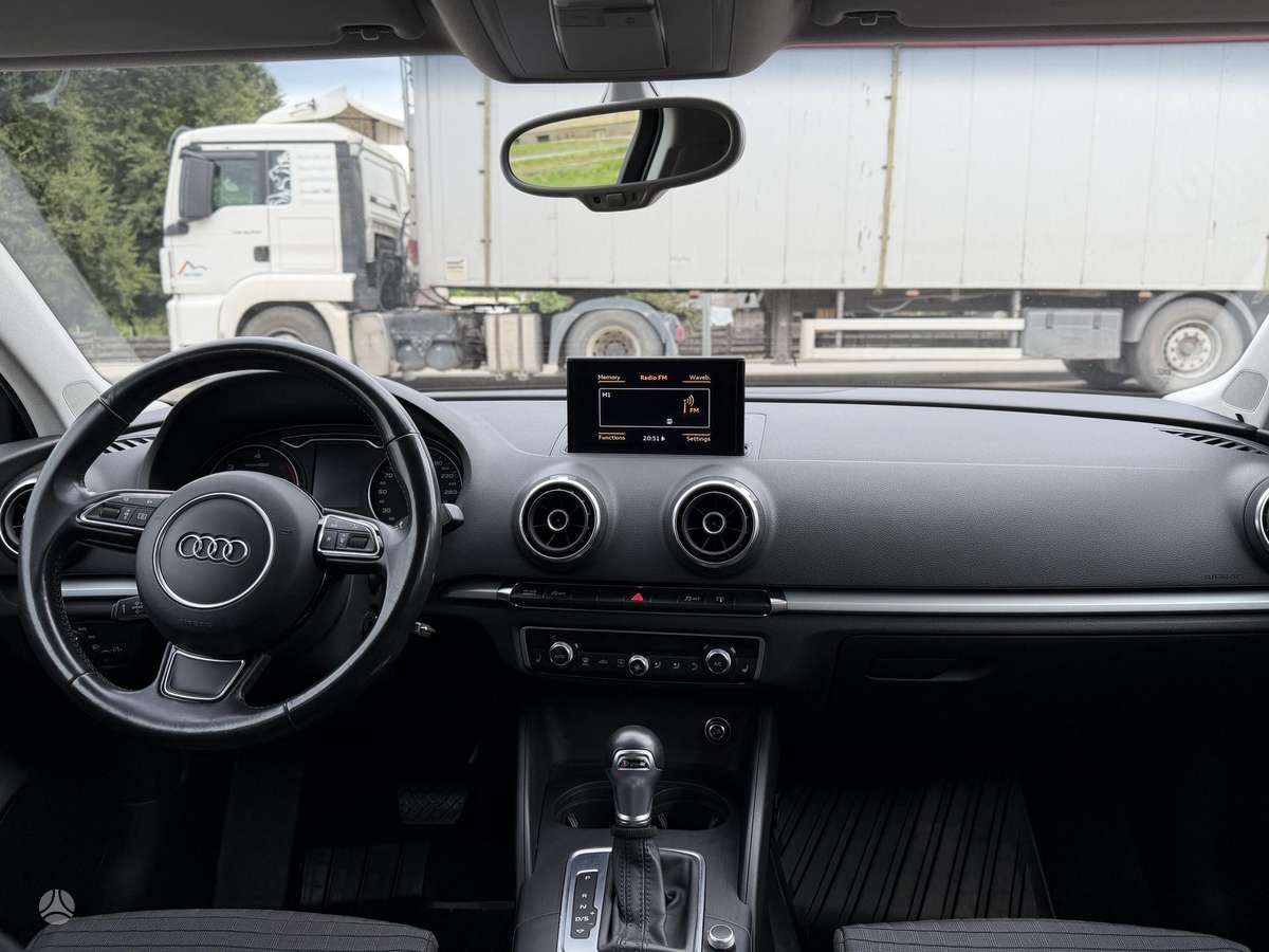 Audi A3, 2.0 l., Седан