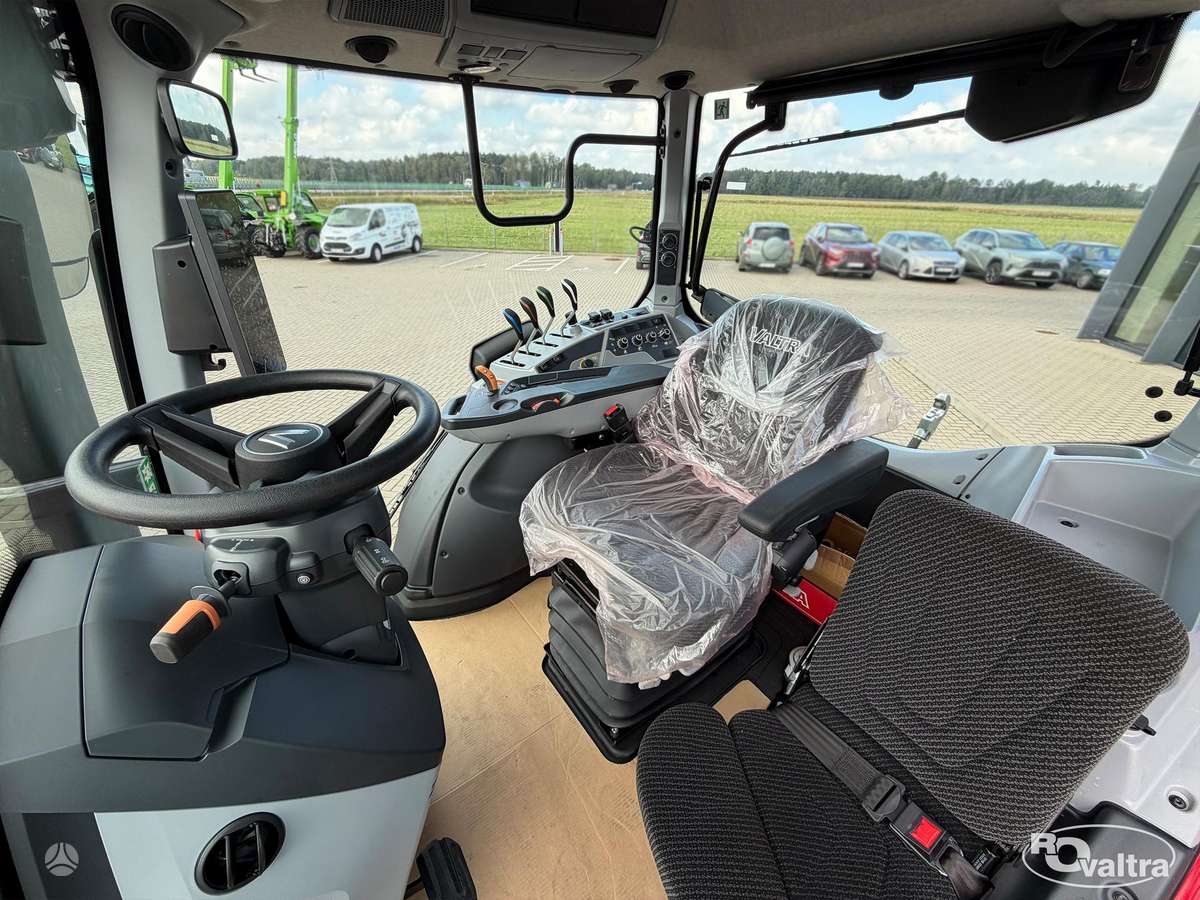 Valtra T175A, тракторы