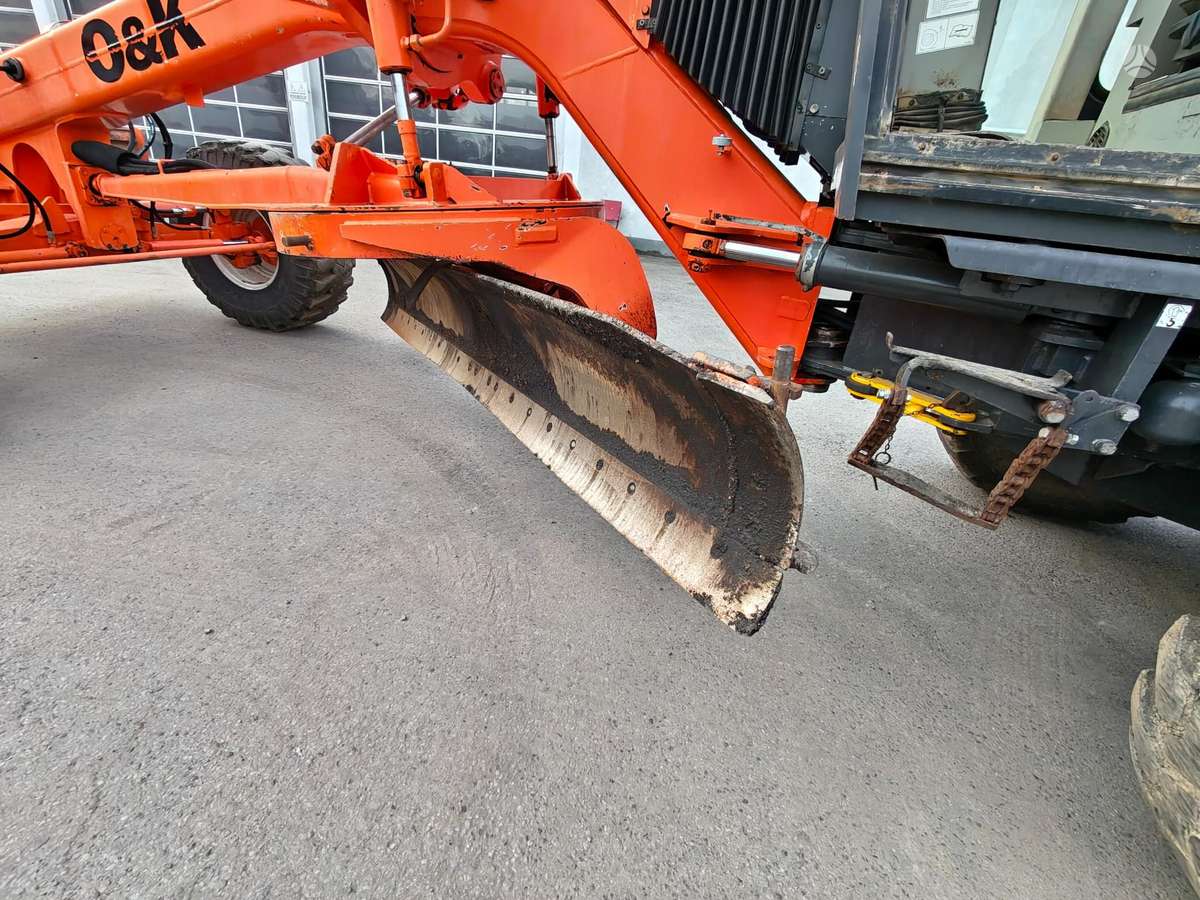 O&K F106.6, grader