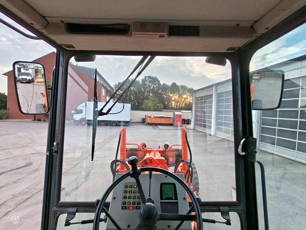 O&K F106.6, grader
