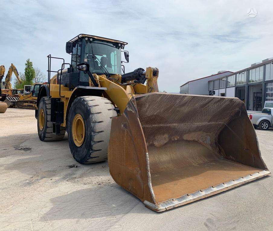 Caterpillar 972M XE, frontaliniai krautuvai
