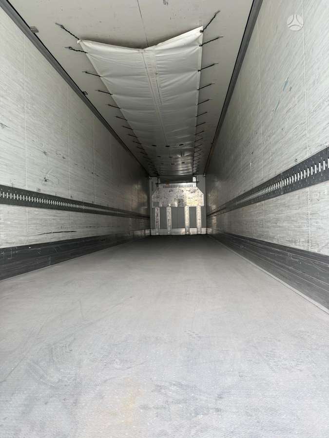 Krone FP45 Carrier Vector 1550, refrigerated