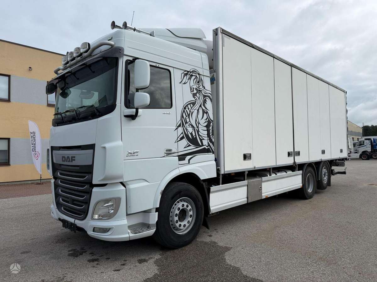 DAF XF440, refrigerated trucks