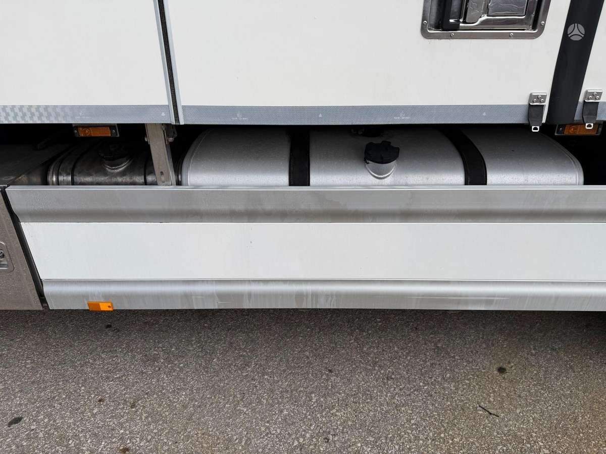 DAF XF440, refrigerated trucks