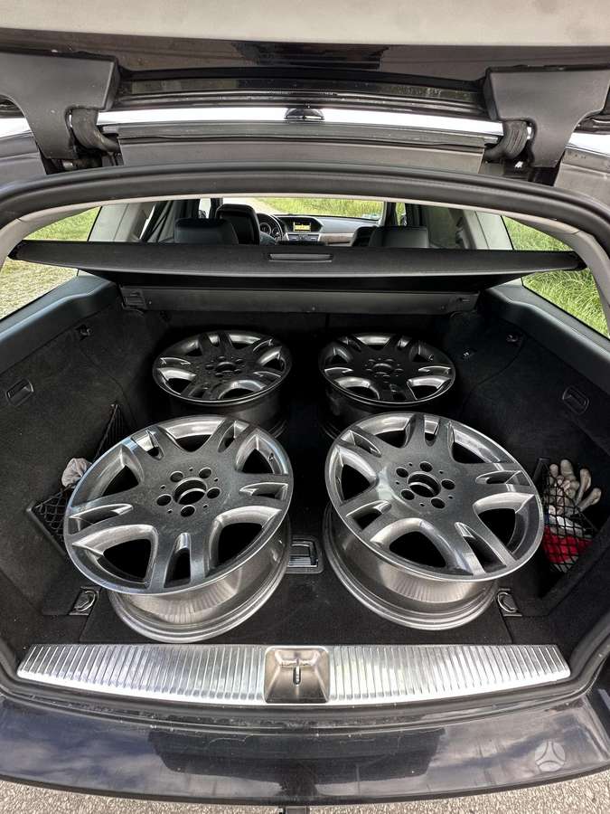 Mercedes-Benz E250, 1.8 l., Универсал
