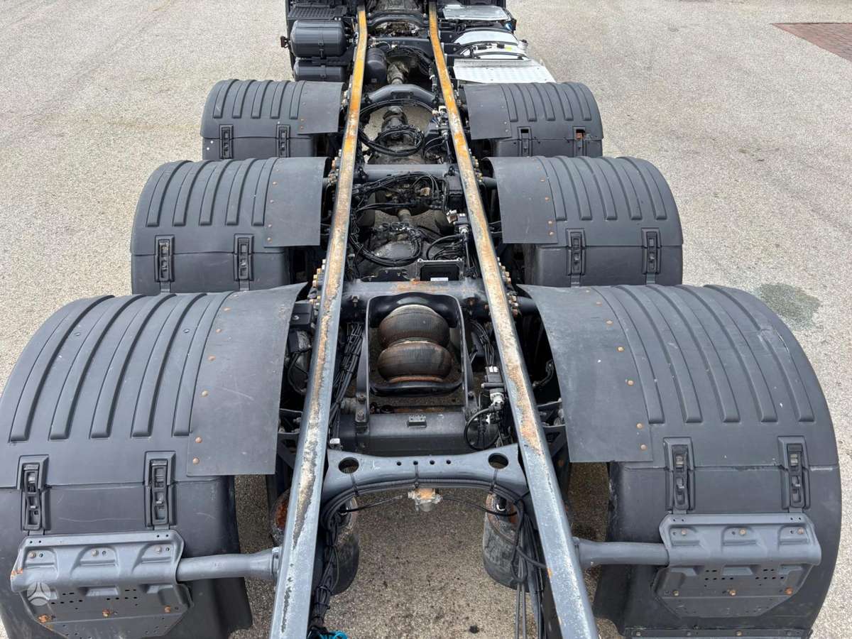 Scania R500, cab-chassis trucks