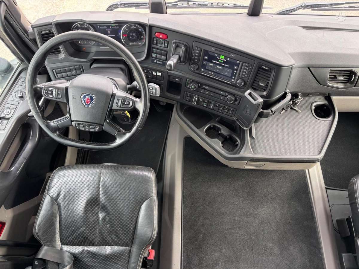 Scania R500, cab-chassis trucks
