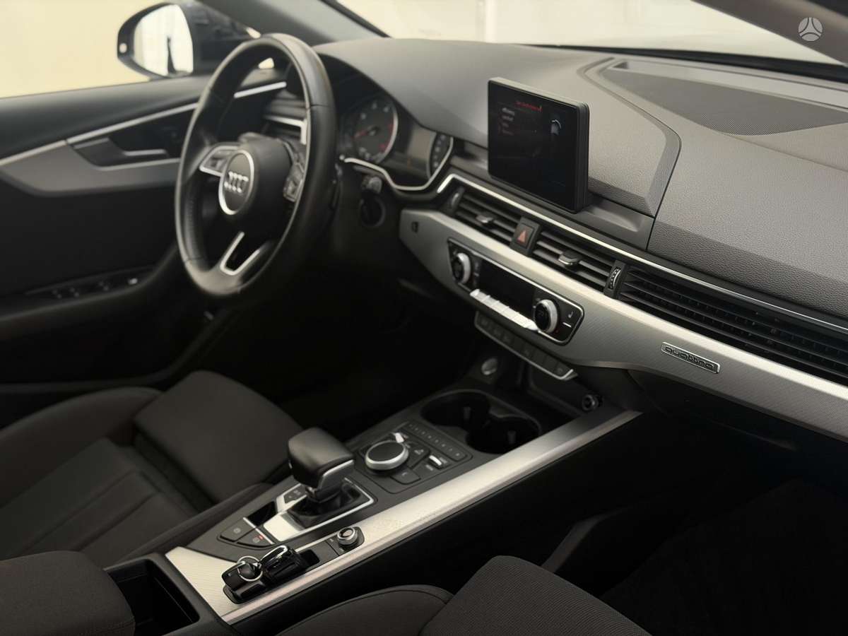 Audi A4, 2.0 l., Универсал