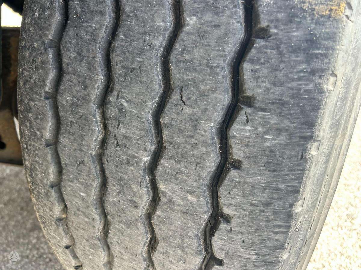 Krone SD27, šaldytuvai