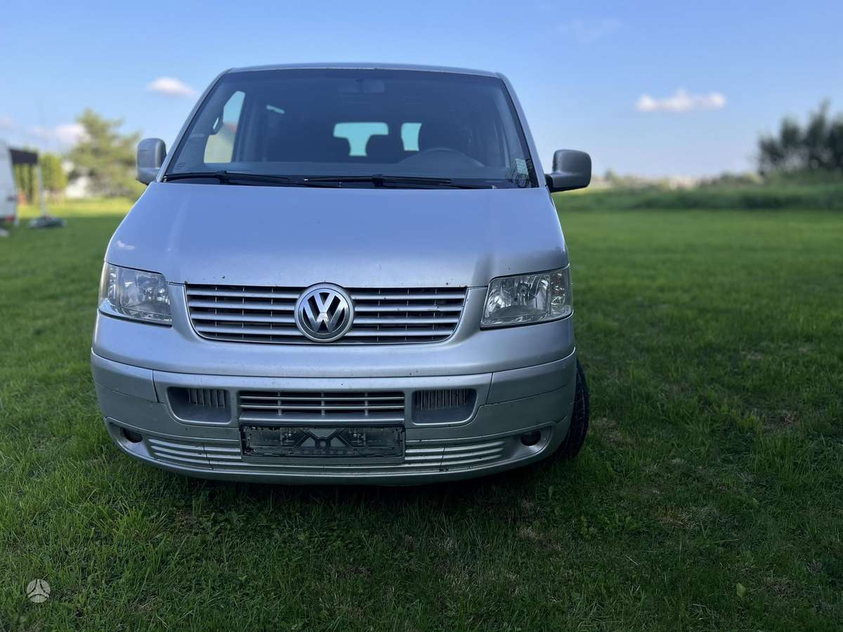 Volkswagen Caravelle - 3