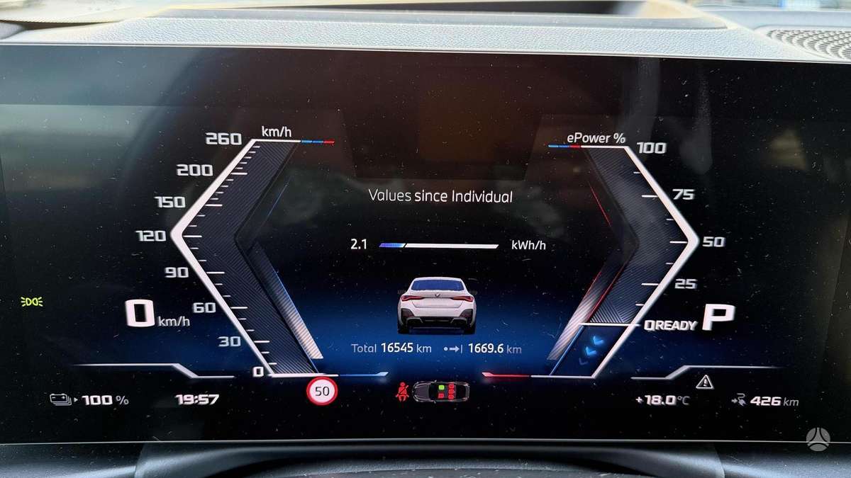 BMW i4, 84 kWh, coupe