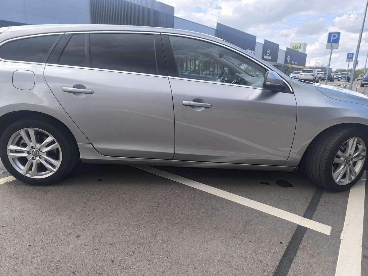 Volvo V60, 2.0 l., Универсал