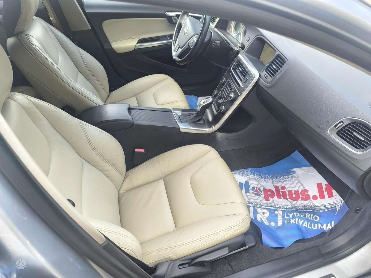 Volvo V60, 2.0 l., Универсал
