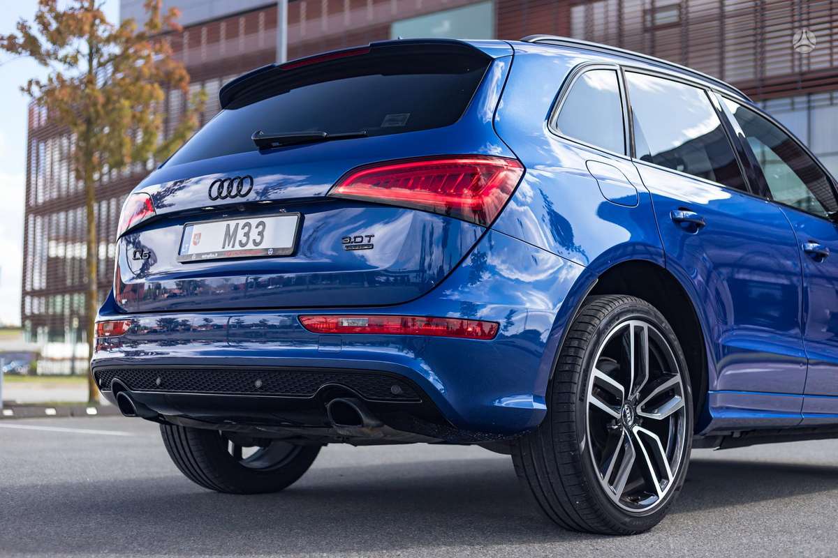 Audi Q5, 3.0 l., off-road / crossover