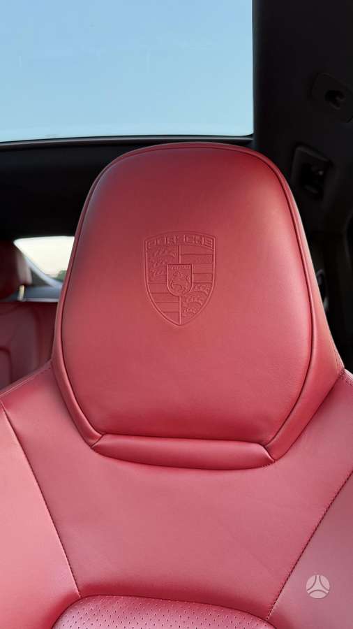 Porsche Cayenne Coupe - 10