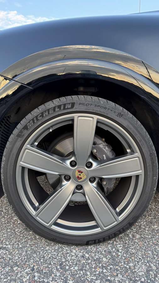Porsche Cayenne Coupe - 6